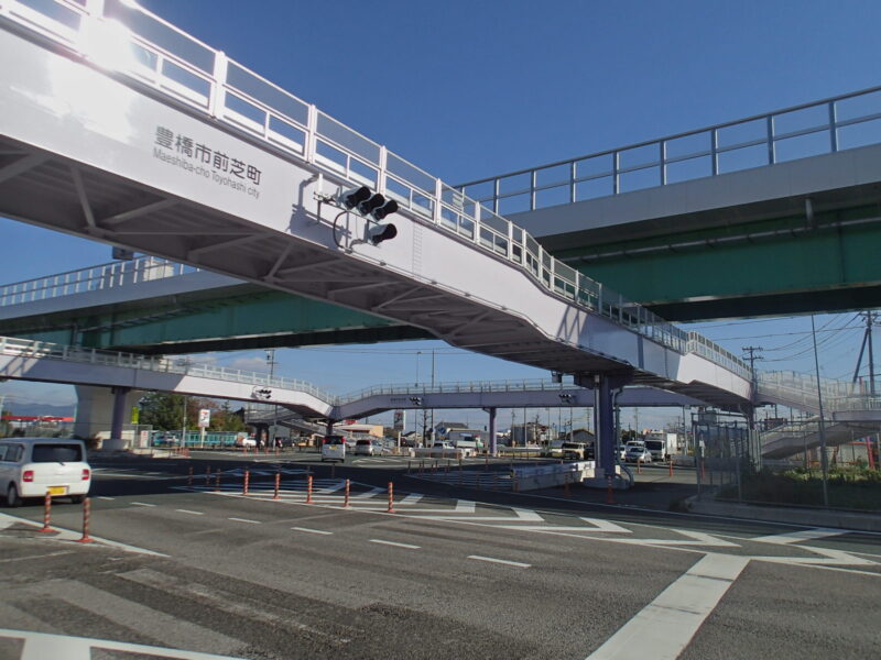 前芝インター歩道橋（愛知県）